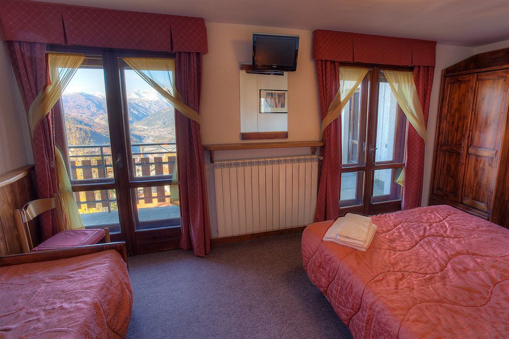Hotel Sauze Саузе-д'Ульс Экстерьер фото